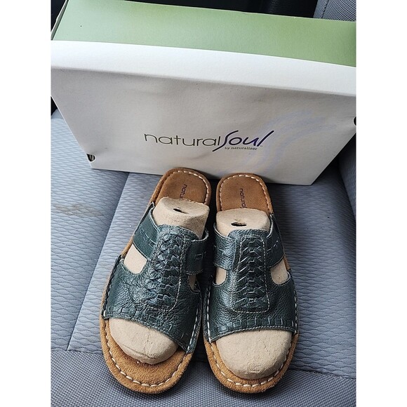 Natural Soul By Naturalizer Women's 7.5 MED Green Leather Sandals Style Dalton - Picture 5 of 10
